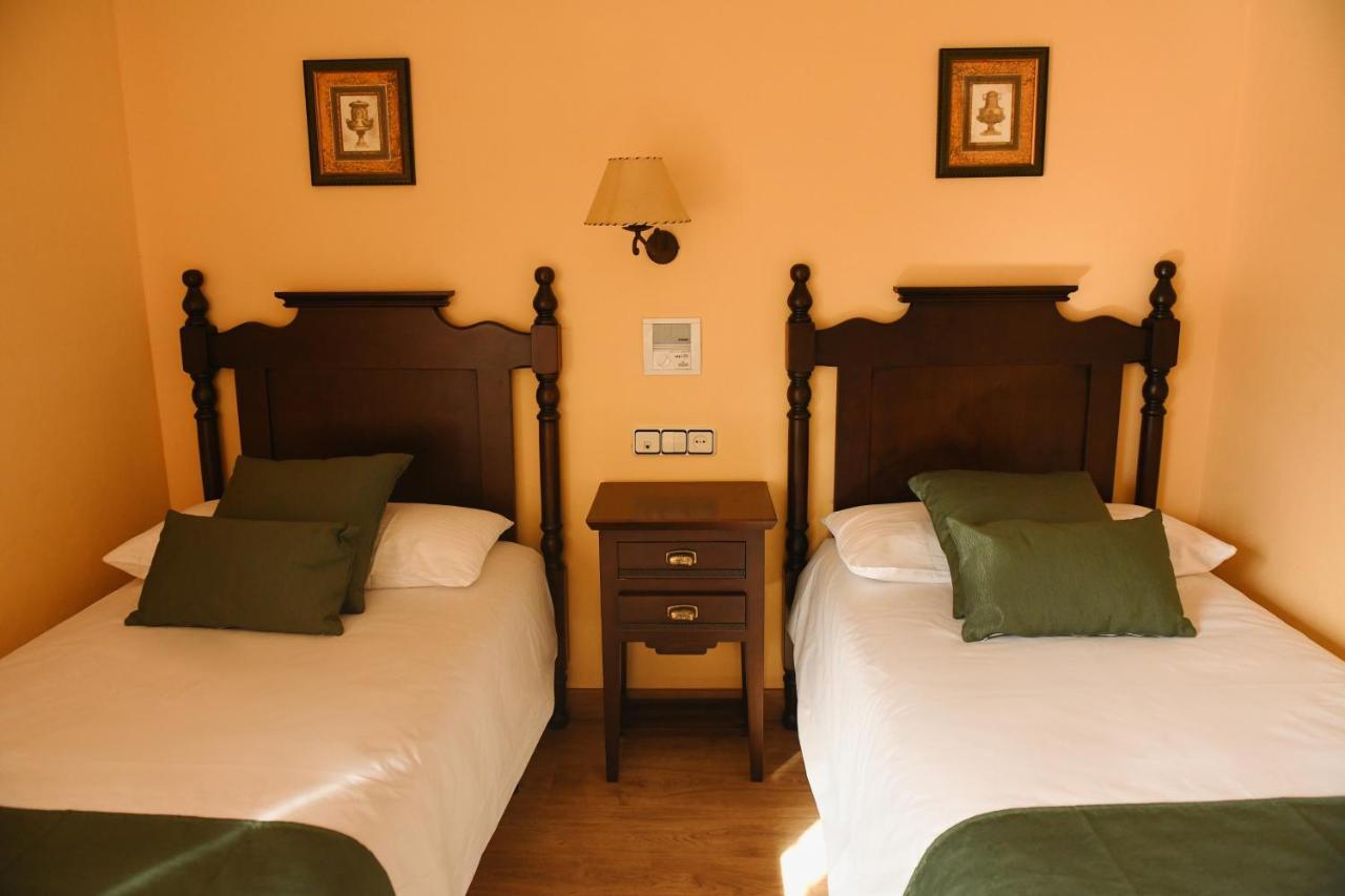 Hotel Rural Villa De ビヌエサ エクステリア 写真
